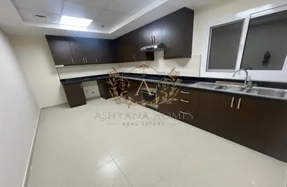 Kitchen image for: Apartment - 1 Bedroom - 2 Bathrooms for rent in Duja Tower - Sheikh Zayed Road - Dubai, Image 1