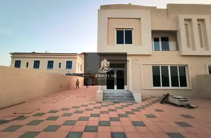 Villa - 3 Bedrooms - 5 Bathrooms for rent in Hoshi - Al Badie - Sharjah