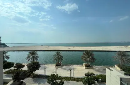 شقة - 3 غرف نوم - 4 حمامات للايجار في مساكن لامار - برج السيف - شاطئ الراحة - أبوظبي
