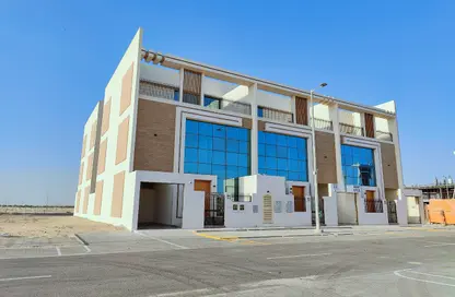 Villa - 5 Bedrooms - 7 Bathrooms for rent in Mohamed Bin Zayed Centre - Mohamed Bin Zayed City - Abu Dhabi