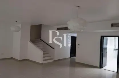 فيلا - 5 غرف نوم - 6 حمامات للبيع في طراز عربي - فيلات الريف - مشروع الريف - أبوظبي