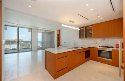 Apartment - 2 Bedrooms - 3 Bathrooms for sale in Ellington Beach House - Palm Jumeirah - Dubai