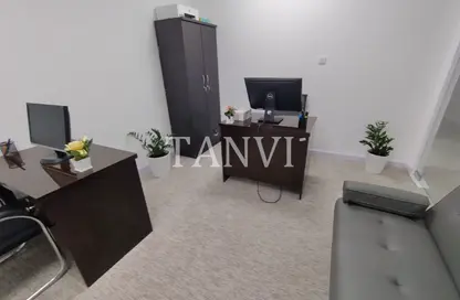 Office Space - Studio - 1 Bathroom for rent in Hor Al Anz East - Hor Al Anz - Deira - Dubai