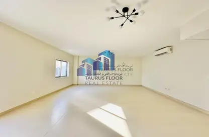 Apartment - 3 Bedrooms - 3 Bathrooms for rent in Al Rigga Building - Al Muraqqabat - Deira - Dubai
