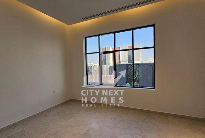 16002251 - Property Image 2