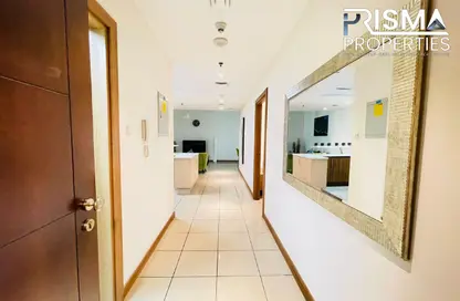 Apartment - 1 Bedroom - 2 Bathrooms for rent in Sulafa Tower - Dubai Marina - Dubai