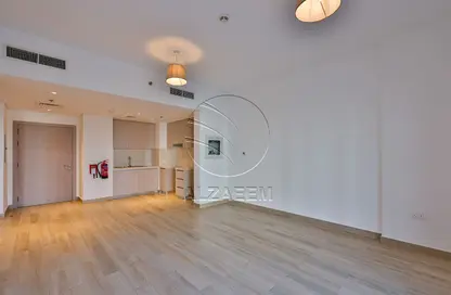 Apartment - 1 Bedroom - 1 Bathroom for rent in Waters Edge - Yas Island - Abu Dhabi