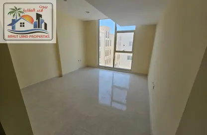 Apartment - 1 Bedroom - 2 Bathrooms for rent in Muwailih Building - Muwaileh - Sharjah