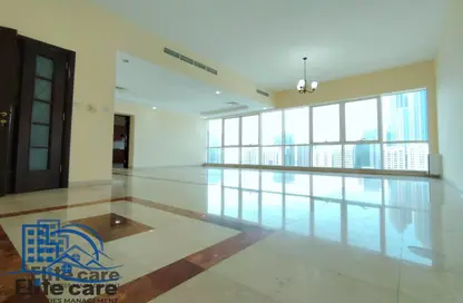 Apartment - 3 Bedrooms - 4 Bathrooms for rent in Emirates Tower - Hamdan Street - Abu Dhabi