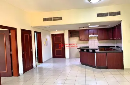 شقة - غرفة نوم - 2 حمامات للايجار في بناية  38إلى107 - طراز البحر المتوسط - ديسكفري غاردنز - دبي