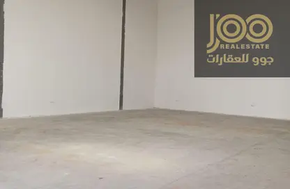 مستودع - استوديو - 1 حمام للايجار في أم الثعوب - أم القيوين