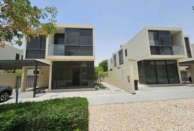 Villa - 6 Bedrooms - 7 Bathrooms for rent in Zinnia - The Roots DAMAC Hills 2 - Damac Hills 2 - Dubai