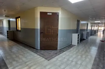 سكن عمال - استوديو - 8 حمامات للايجار في دبي إنفستمنت بارك 1 (DIP 1) - مجمع دبي للإستثمار - دبي