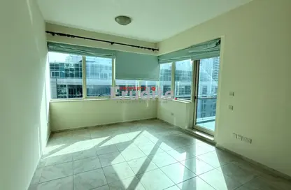 Apartment - 1 Bedroom - 2 Bathrooms for rent in The Point - Dubai Marina - Dubai