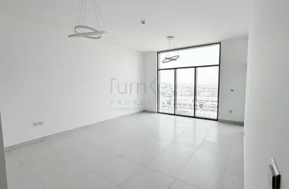 Apartment - 2 Bedrooms - 3 Bathrooms for rent in Rabdan Building - Motor City - Dubai
