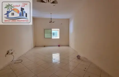 Apartment - 1 Bedroom - 2 Bathrooms for rent in Al Taawoon Tower 1 - Al Taawoon Towers - Al Khan - Sharjah
