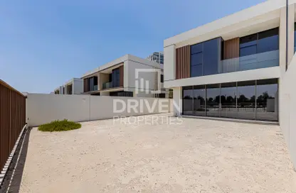 Villa - 4 Bedrooms - 5 Bathrooms for sale in District One Phase III - District One - Mohammed Bin Rashid City - Dubai