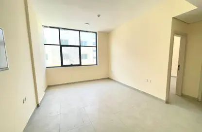 شقة - غرفة نوم - 1 حمام للايجار في مبنى مويلح - مويلح - الشارقة