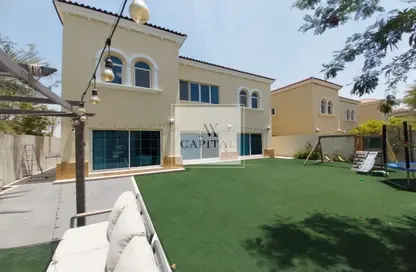 Villa - 4 Bedrooms - 4 Bathrooms for sale in Legacy - Jumeirah Park - Dubai