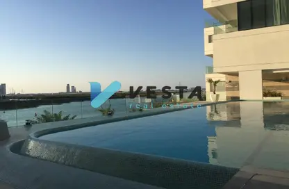 صورة لـ حوض سباحة شقة - غرفة نوم - 1 حمام للبيع في اقامة ياسمينة - شمس أبوظبي - جزيرة الريم - أبوظبي ، صورة رقم 1