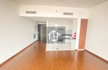 Apartment - Studio - 1 Bathroom for rent in Binghatti Pearls - Dubai Silicon Oasis - Dubai