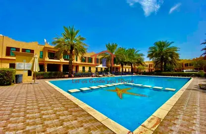 فيلا - 4 غرف نوم - 5 حمامات للايجار في مجمع الإمارات - منطقة المرور - أبوظبي