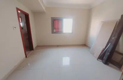 Apartment - Studio - 1 Bathroom for rent in Muwaileh 3 Building - Muwaileh - Sharjah