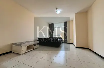 Apartment - 1 Bedroom - 2 Bathrooms for sale in Knightsbridge Court - Jumeirah Village Circle - Dubai