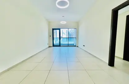 Apartment - 1 Bedroom - 2 Bathrooms for rent in Jumeirah Garden City - Al Satwa - Dubai