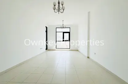 Apartment - 2 Bedrooms - 3 Bathrooms for rent in Al Raffa - Bur Dubai - Dubai