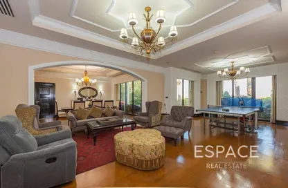 Villa - 5 Bedrooms - 6 Bathrooms for sale in Jumeirah Zabeel Saray - The Crescent - Palm Jumeirah - Dubai