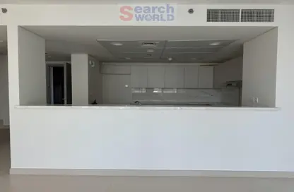 Kitchen image for: Duplex - 3 Bedrooms - 4 Bathrooms for rent in Al Raha Beach - Abu Dhabi, Image 1