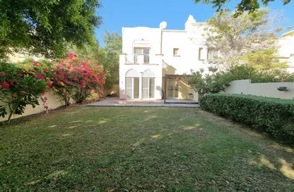 فيلا - 3 غرف نوم - 3 حمامات للايجار في الينابيع 7 - الينابيع - دبي