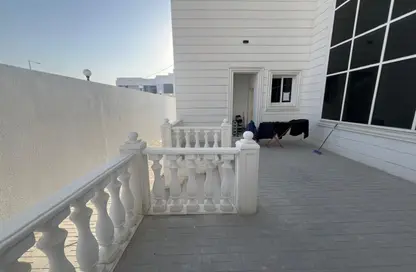 Apartment - 1 Bedroom - 1 Bathroom for rent in Mohamed Bin Zayed Centre - Mohamed Bin Zayed City - Abu Dhabi