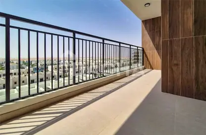 Apartment - 3 Bedrooms - 3 Bathrooms for sale in Holland Gardens - Town Square - Dubai