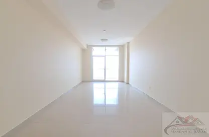 Apartment - 3 Bedrooms - 3 Bathrooms for rent in Lootah Tower - Al Nahda - Sharjah