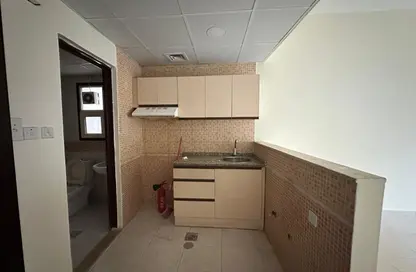 Apartment - Studio - 1 Bathroom for rent in Al Hamriya - Bur Dubai - Dubai