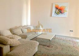 Living Room image for: Apartment - 1 bedroom - 2 bathrooms for sale in Marina Pinnacle - Dubai Marina - Dubai, Image 1