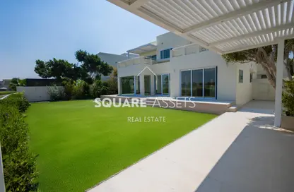 Villa - 4 Bedrooms - 5 Bathrooms for rent in Meadows 4 - Meadows - Dubai