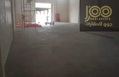 مستودع - استوديو - 2 حمامات للايجار في أم الثعوب - أم القيوين
