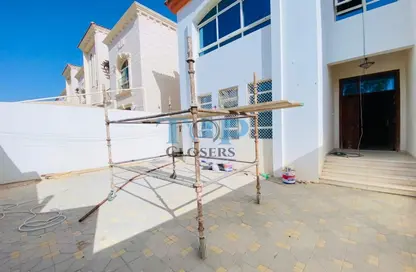 Villa - 3 Bedrooms - 4 Bathrooms for rent in Al Qattarah - Al Ain