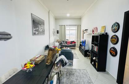 Apartment - 1 Bedroom - 2 Bathrooms for sale in Syann Park 1 - Arjan - Dubai