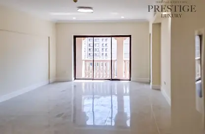 شقة - غرفة نوم - 1 حمام للايجار في الميل الذهبي 9 - الميل الذهبي - نخلة جميرا - دبي