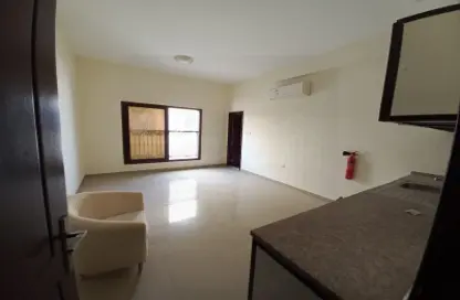 Apartment - 1 Bathroom for rent in Al Rawda - Ajman