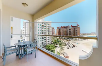Apartment - 2 Bedrooms - 4 Bathrooms for rent in Al Nabat - Shoreline Apartments - Palm Jumeirah - Dubai