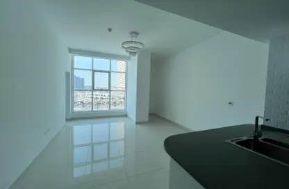 شقة - غرفة نوم - 2 حمامات للايجار في ذا جيت ريزيدينس 2 - مجمع دبي ريزيدنس - دبي