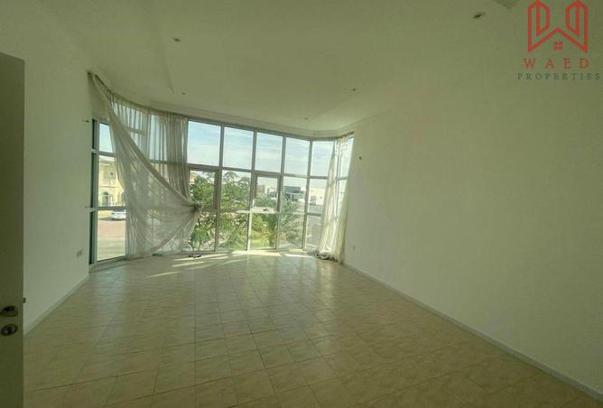 15353777 - Property Image 3