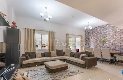 Apartment - 2 Bedrooms - 3 Bathrooms for rent in Mazaya 18 - Queue Point - Dubai Land - Dubai