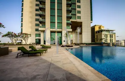 Apartment - 1 Bedroom - 2 Bathrooms for rent in Burooj Views - Marina Square - Al Reem Island - Abu Dhabi