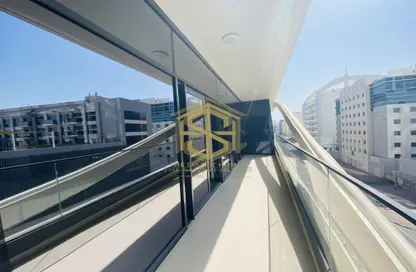 Apartment - 1 Bedroom - 2 Bathrooms for rent in The Waves Residences - Mankhool - Bur Dubai - Dubai